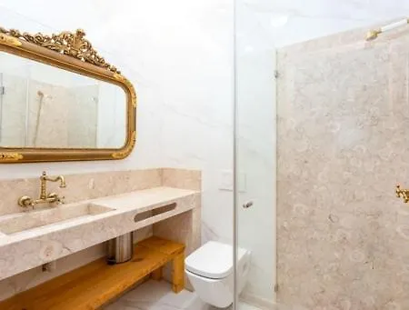 Historic Center Romantic リスボン